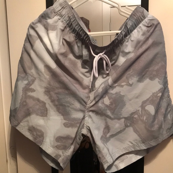 Urban outfitters blur drop printed swim short - Picture 1 of 4